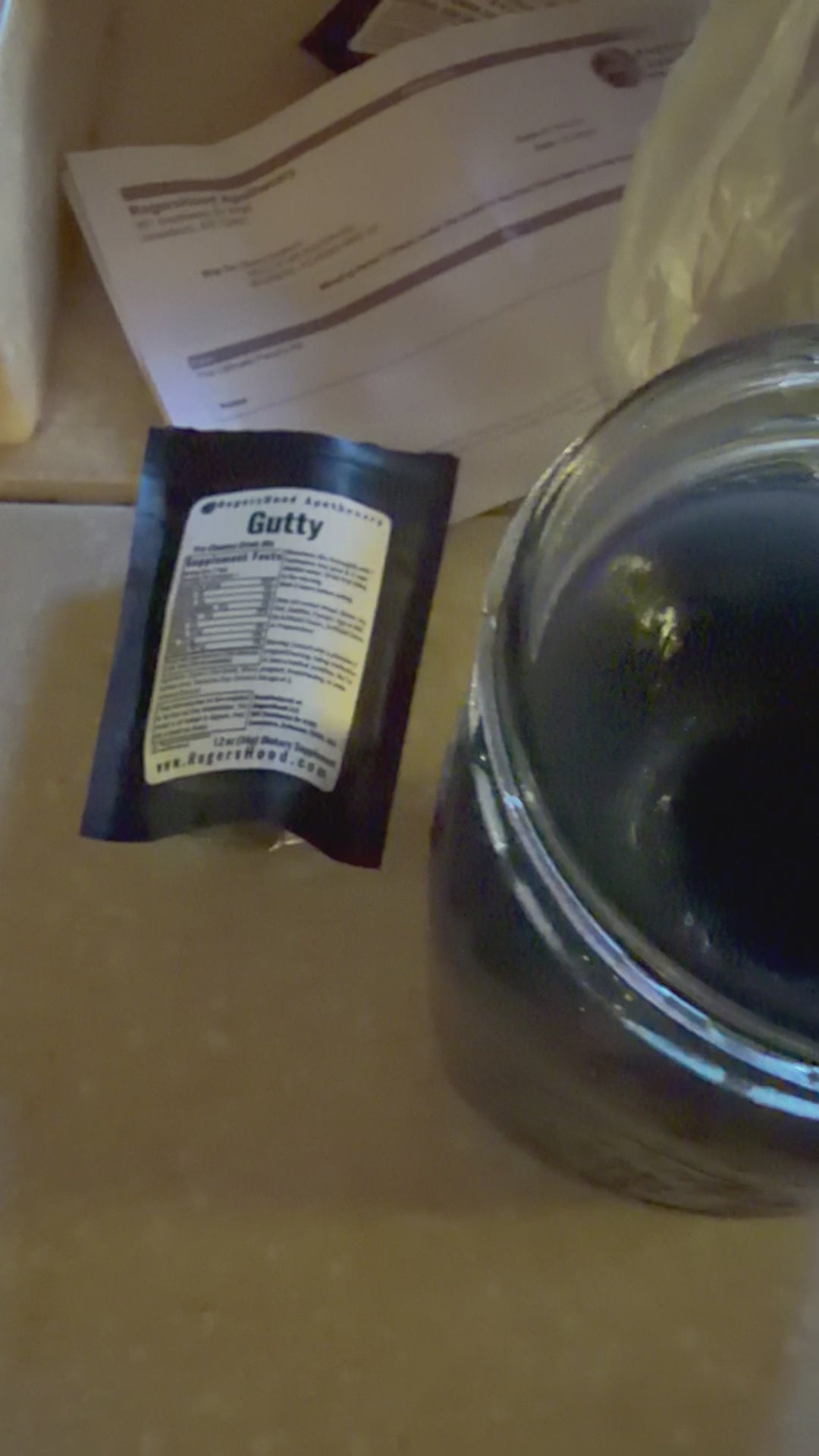 Parafy Rogershood Apothecary Gutty Drink with Lemon